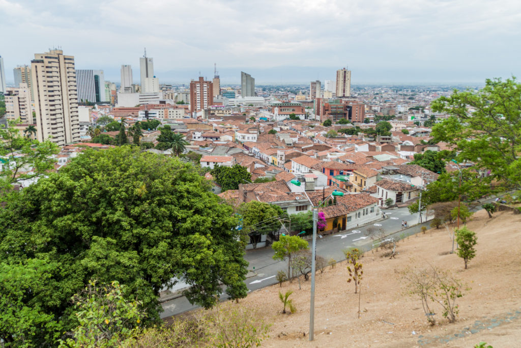 Vender apartamento en Cali será 30 veces más rápido Vista panorámica de apartamentos en Cali