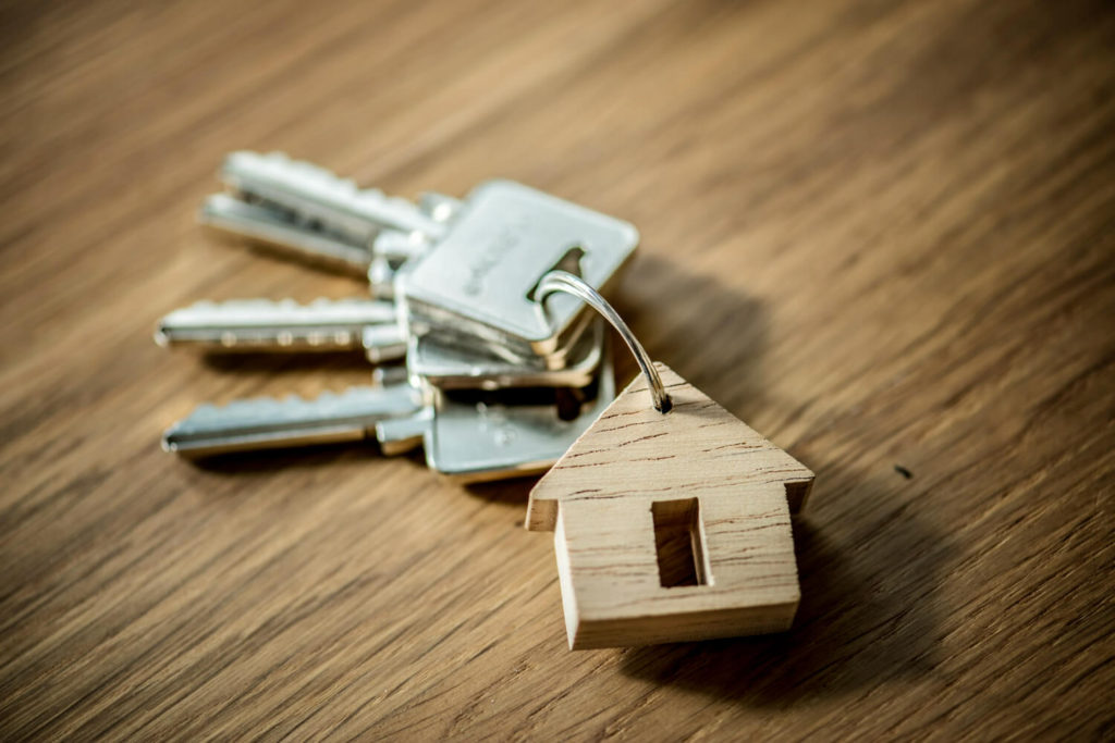 como un iBuyer compra una casa